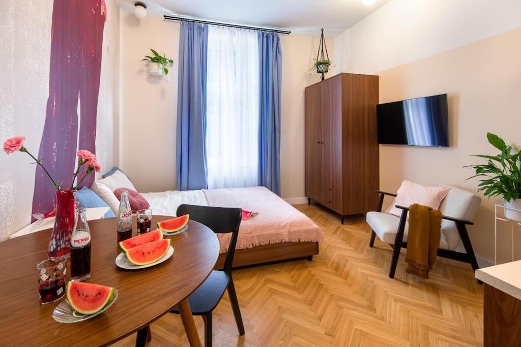 Post-soviet Style In The Centre Apartment *